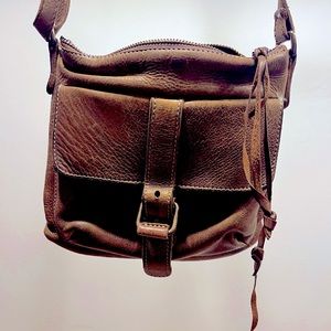 Vintage Small Genuine Leather Roots Canada 🇨🇦 bag/ small purse, made in Canada